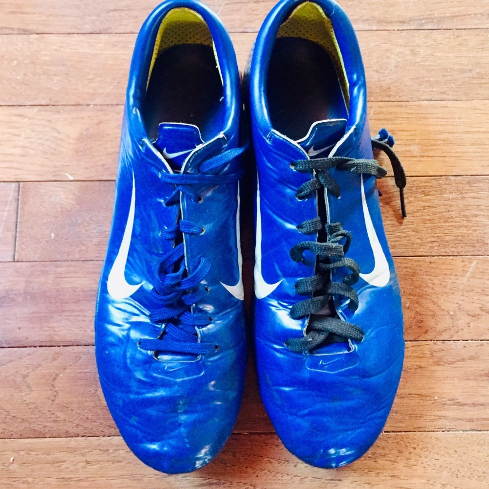 Nike Mens Blue Soccer Cleats